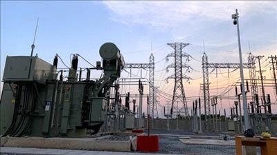 Đưa vào vận hành TBA 110kV Thủ Thừa và đường dây đấu nối, tỉnh Long An