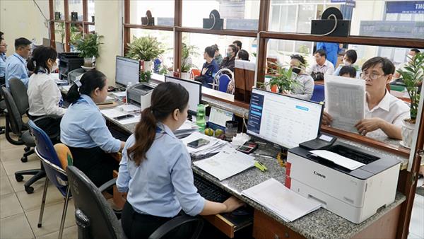 Chính phủ ban hành 8 nghị quyết cắt giảm hàng trăm thủ tục hành chính, điều kiện kinh doanh