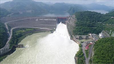 Đảm bảo an toàn hạ du khi xả lũ hồ thủy điện Hòa Bình, Tuyên Quang