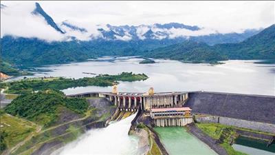 Thủy điện Tuyên Quang mở cửa xả sâu điều tiết lũ từ chiều ngày 3/11
