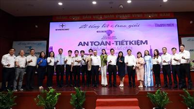 Trao giải cuộc thi Tiết kiệm điện thành thói quen lần 3
