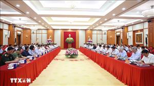 Bộ Chính trị cho ý kiến về công tác chuẩn bị Đại hội Đảng bộ thành phố Hà Nội và TPHCM