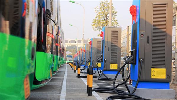 Xây dựng Quy chuẩn kỹ thuật quốc gia về trụ sạc, trạm sạc xe điện