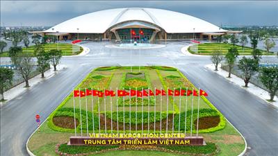 Khẩn trương hoàn thành công tác chuẩn bị tổ chức Triển lãm thành tựu đất nước