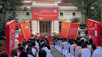 Khai mạc triển lãm tư liệu 