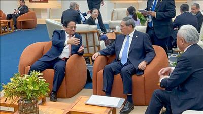 Thủ tướng Phạm Minh Chính gặp Thủ tướng Quốc vụ viện Trung Quốc