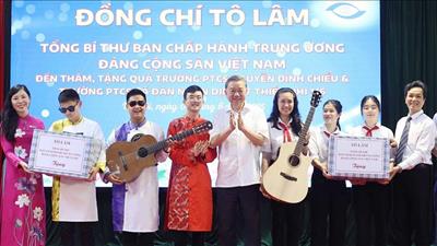 Tổng Bí thư Tô Lâm thăm hai trường học chuyên biệt tại Hà Nội