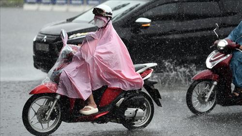 Bắc Bộ hửng nắng về trưa chiều, Trung Bộ có mưa