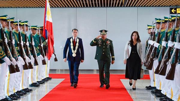 Thủ tướng Lê Minh Hưng tới Philippines tham dự Hội nghị Cấp cao ASEAN 48