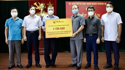 T&T Group và SHB tặng 10 tấn gạo hỗ trợ quận Hoàng Mai, Hà Nội chống dịch