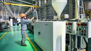 Khuyến khích người dân mạnh dạn đầu tư, sản xuất, góp phần phát triển đất nước
