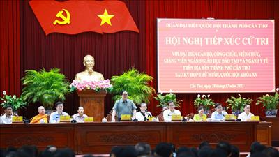Thủ tướng Phạm Minh Chính tiếp xúc cử tri thành phố Cần Thơ