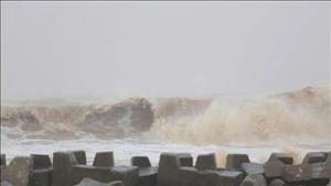 Bộ Công Thương chỉ đạo ứng phó với áp thấp nhiệt đới gần Biển Đông