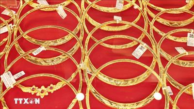 Bảng giá tại các công ty vàng bạc đá quý ngày 15/12