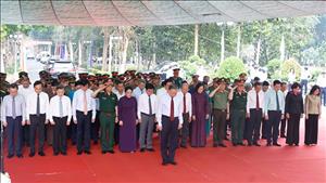 Tổng Bí thư, Chủ tịch nước Tô Lâm dâng hương tưởng niệm các Anh hùng liệt sĩ tại Tây Ninh