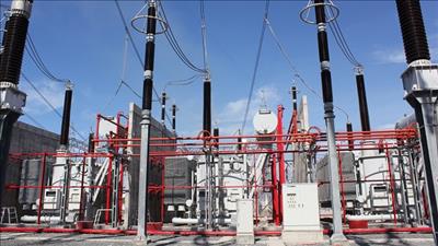 Công trình nâng công suất TBA 500 kV Vĩnh Tân: Giải tỏa công suất cho các NMĐMT