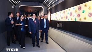 Thủ tướng: Phát triển khoa học công nghệ không gian vũ trụ trên tinh thần “3 đẩy mạnh”, “3 cùng”