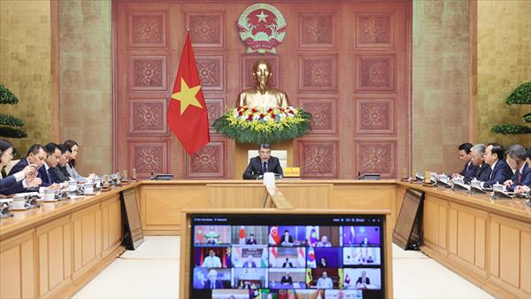 Thủ tướng tham dự Hội nghị Thượng đỉnh AZEC mở rộng về tự chủ năng lượng