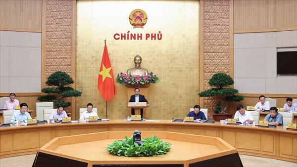 Thủ tướng: Tháo gỡ các vướng mắc pháp luật đang cản trở kiến tạo, phát triển nhanh và bền vững