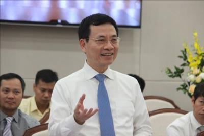 Bộ Thông tin và Truyền thông hỗ trợ Quảng Ninh phát triển chính quyền điện tử, đô thị thông minh