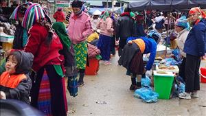Phát huy đặc trưng văn hóa truyền thống trong chợ phiên của đồng bào các dân tộc thiểu số