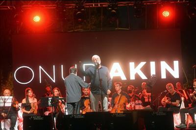 Thổ Nhĩ Kỳ: Vỡ òa cảm xúc trong buổi hòa nhạc đầu tiên sau hơn một năm giãn cách