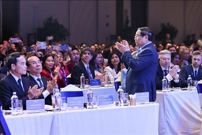 Thủ tướng dự các hoạt động tâm điểm tại Diễn đàn Kinh tế mùa Thu