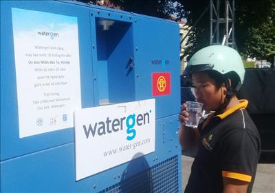 Hà Nội có máy lọc nước sạch từ không khí