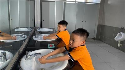Nâng cao ý thức về sử dụng tài nguyên nước cho học sinh Hà Nội