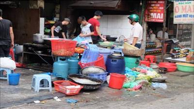 Tăng cường công tác kiểm tra đột xuất, xử lý nghiêm vi phạm về an toàn thực phẩm