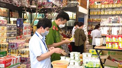 Triển khai rà soát lại toàn bộ hệ thống quản lý an toàn thực phẩm trên cả nước