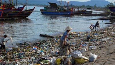Tái chế rác nhựa ở Việt Nam chưa đạt hiệu quả