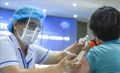 Thực hư vắc xin Moderna hết hạn ở Bình Dương