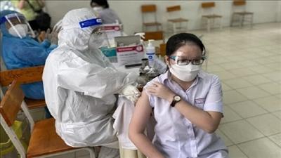 Vaccine của Pfizer/BioNTech và Moderna được phê duyệt tiêm cho trẻ em Việt Nam
