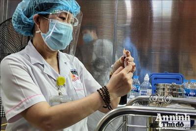 Hà Nội: Sẵn sàng ứng trực để tiêm vaccine phòng, chống dịch Covid-19