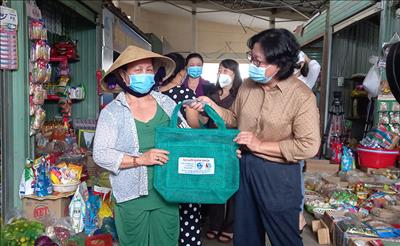 Phú Yên: Bảo vệ môi trường từ chợ dân sinh