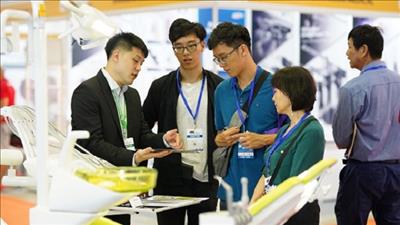 Triển lãm Quốc tế chuyên ngành y dược lần thứ 28 diễn ra tại Hà Nội