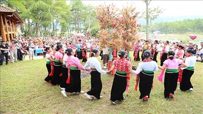 Xòe Thái được UNESCO công nhận là Di sản phi vật thể đại diện của nhân loại
