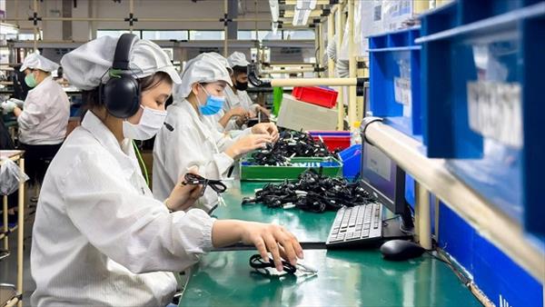 10 tháng năm 2025, nước ta xuất siêu 19,56 tỷ USD