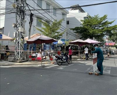 Nha Trang (Khánh Hòa): Thiết lập các chợ tạm trong “vùng xanh” để người dân có thể mua lương thực
