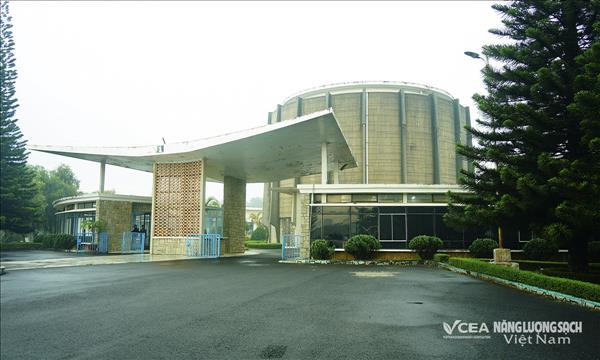 Phát triển nguồn nhân lực đủ lượng và chất cho lĩnh vực năng lượng nguyên tử