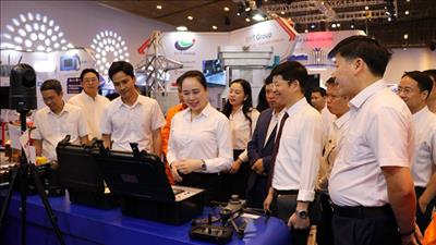 EVNNPC giới thiệu nhiều giải pháp công nghệ cho ngành điện tại Techshow 2025