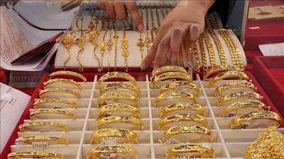 Bảng giá tại các công ty vàng bạc đá quý ngày 17/1