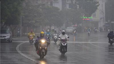 Bắc Bộ chuyển rét, Trung Bộ có mưa rào vài nơi, Nam Bộ ngày nắng