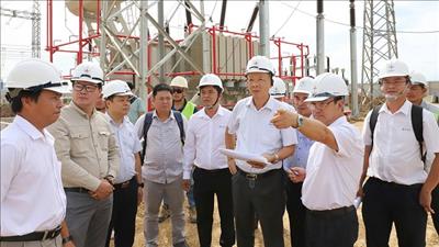 Tập trung nguồn lực, đẩy nhanh tiến độ 2 dự án truyền tải điện tại Khánh Hòa và Phú Yên