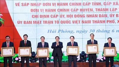 Thủ tướng: Lễ công bố chính quyền địa phương 2 cấp là sự kiện lịch sử - Ngày hội non sông