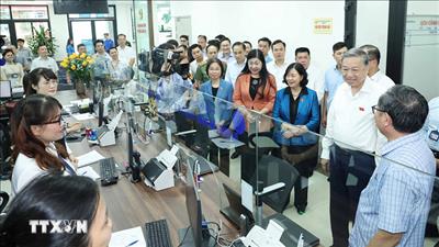 Tổng Bí thư Tô Lâm tiếp xúc cử tri, động viên cán bộ, viên chức Hà Nội