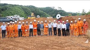 Động viên lực lượng hỗ trợ thi công dự án đường dây 500kV Lào Cai – Vĩnh Yên