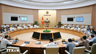Thủ tướng chỉ đạo tháo gỡ khó khăn, nâng cao hiệu quả bộ máy hành chính cơ sở