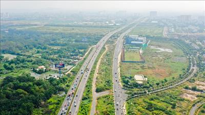 Thủ tướng yêu cầu tập trung đẩy mạnh giải ngân vốn đầu tư công năm 2025